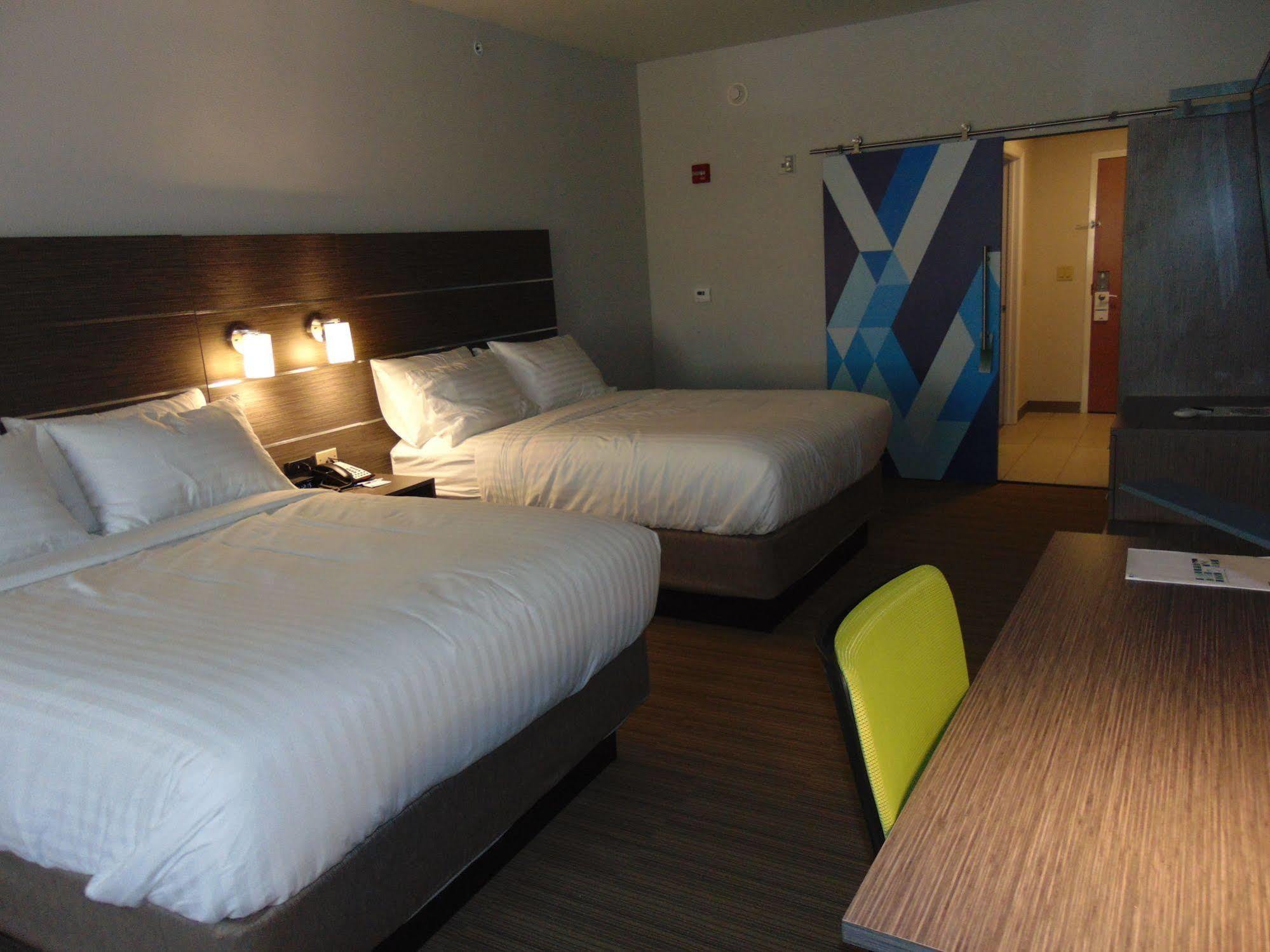 Holiday Inn Express & Suites Boynton Beach West By Ihg Exterior foto